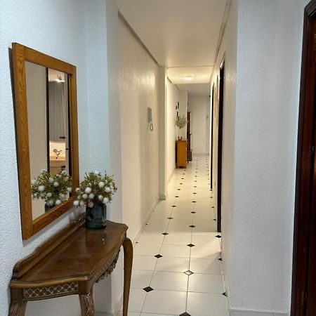 Просторная Квартира Рядом С Морем В Хорошем Районе Torrevieja Bagian luar foto